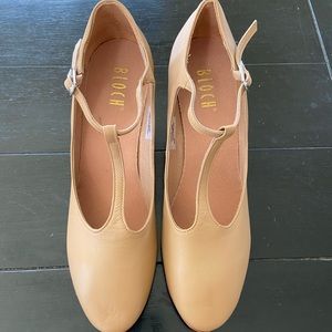Bloch 3 inch character shoes